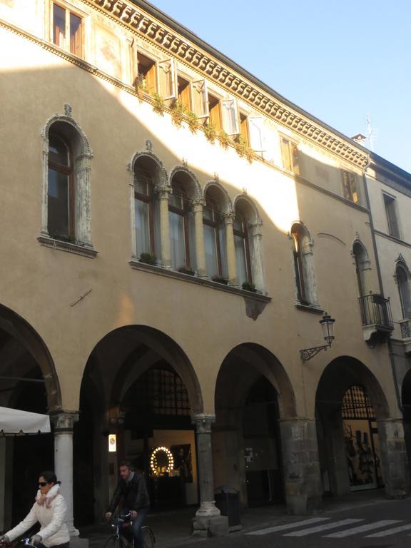 Apartmán Palazzo Altinate - Note Di Piano Padova Pokoj fotografie
